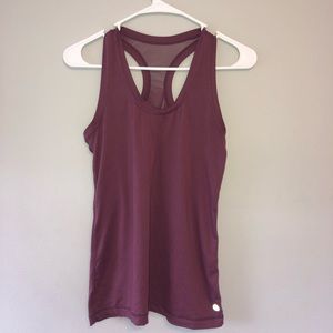 Athletic tank top